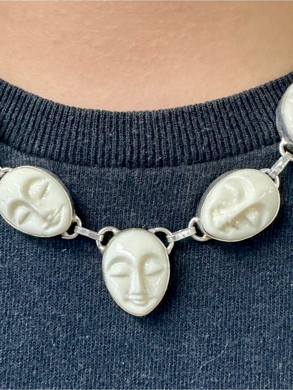 Vintage Clasp 925 Stamped 5 Sculpted Faces 9” Choker Necklace